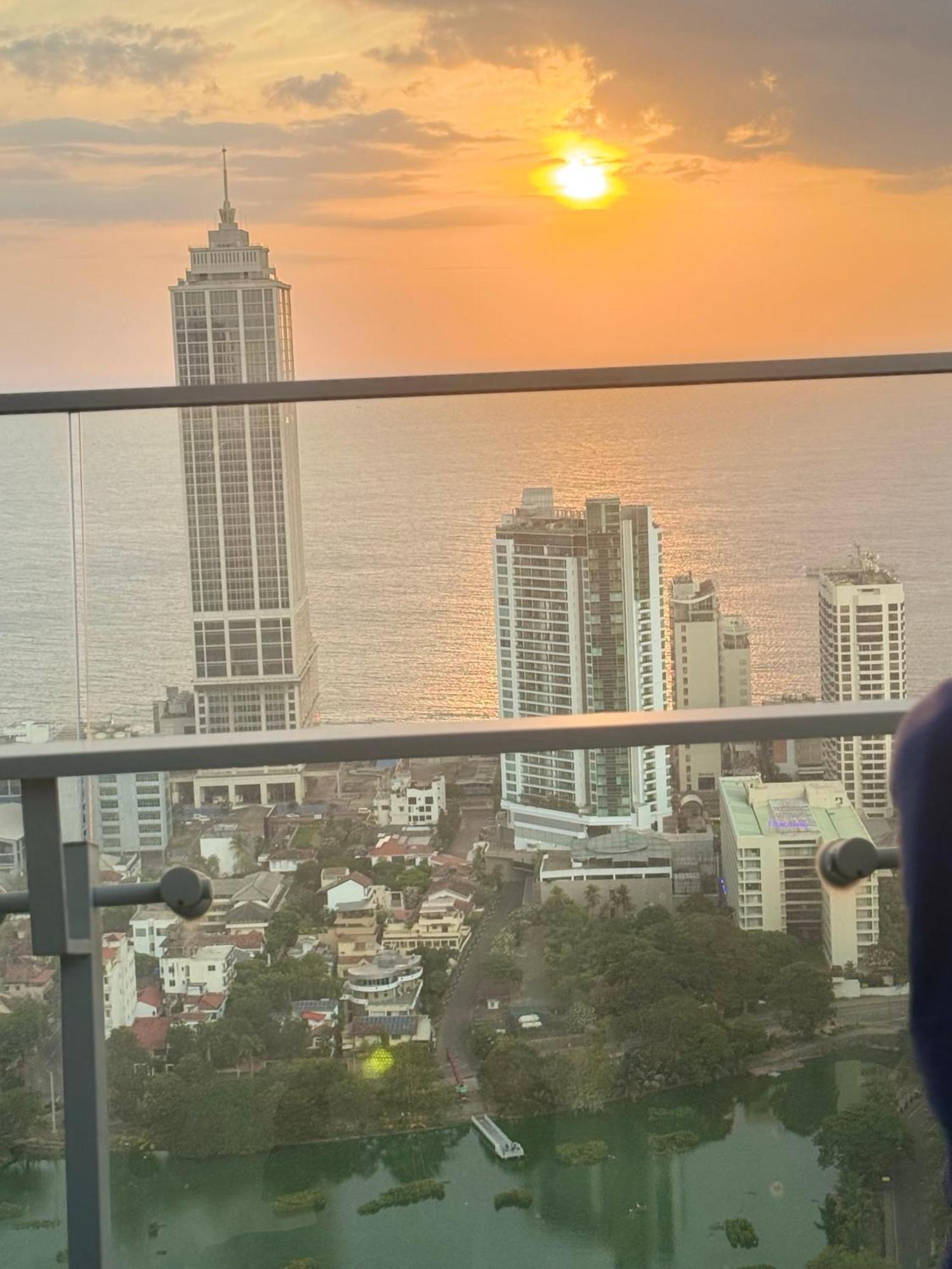 Altair Luxury Colombo By Miracle Apartment Ngoại thất bức ảnh